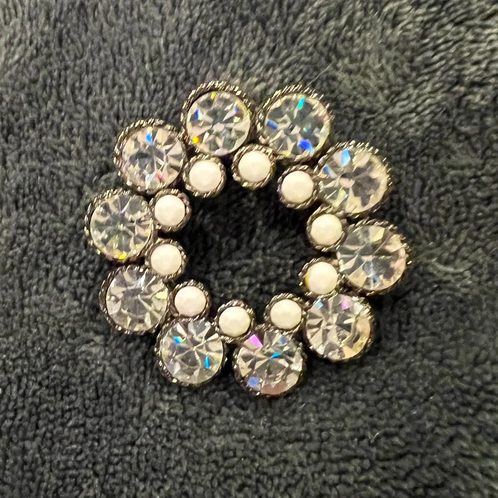 WHBM custom jewelry brooch